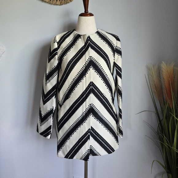 ZARA Women, New, Wool Blend Black White Pattern Longline Coat, Size Small - Picture 12 of 15